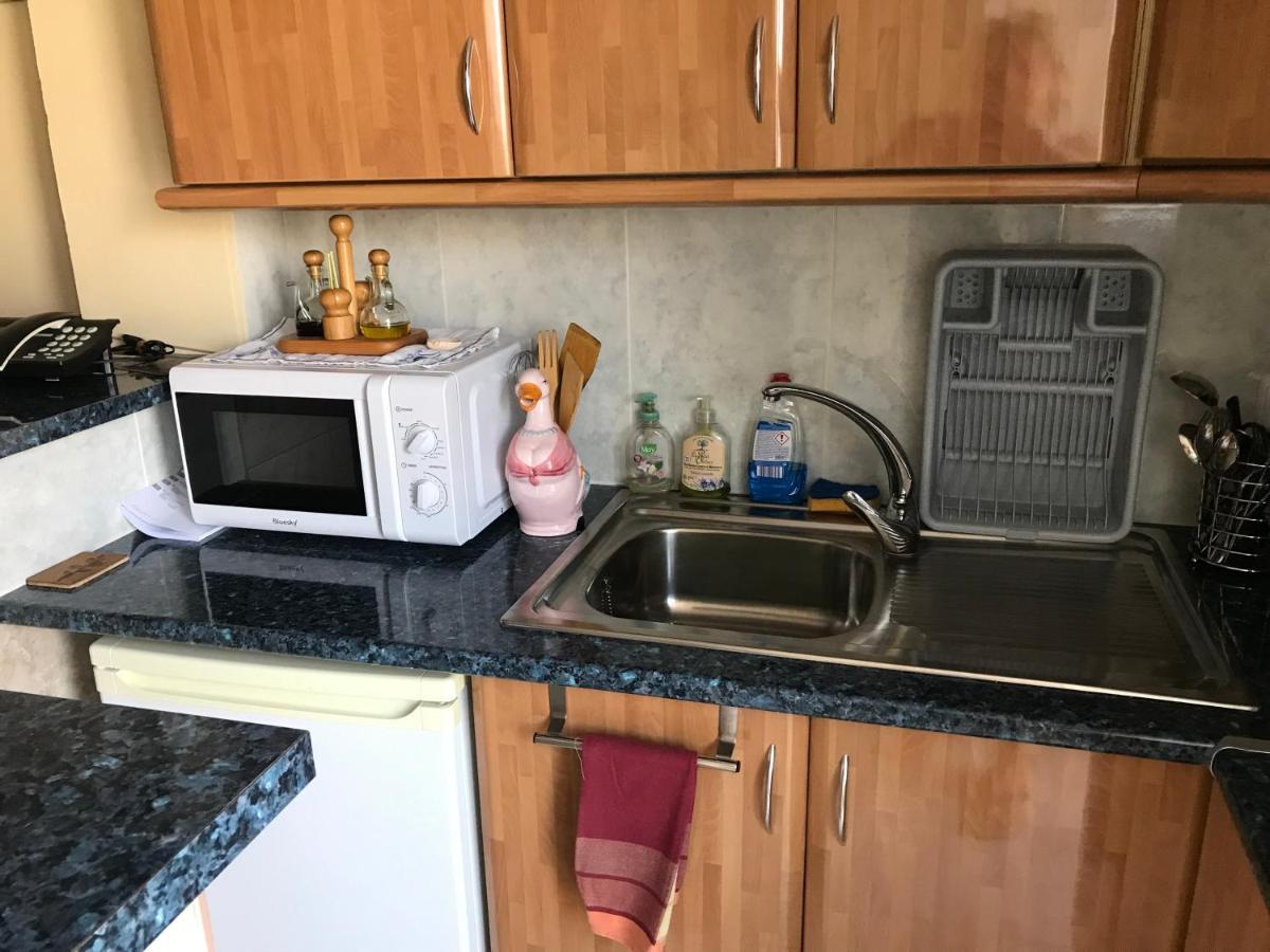 Studio Dans Un Endroit Calme Et Discret D Empuria Empuriabrava Exteriér fotografie