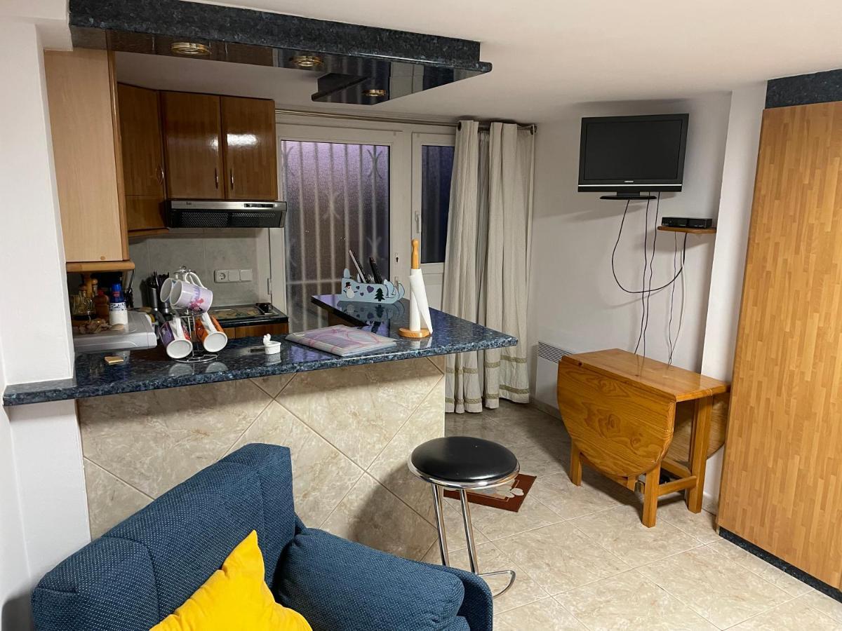 Studio Dans Un Endroit Calme Et Discret D Empuria Empuriabrava Exteriér fotografie